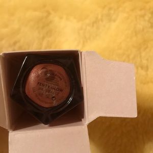 Fenty Beauty Makeup - Fenty Beauty Lip Gloss Fenty Beauty Makeup - Fenty Beauty Lip Gloss